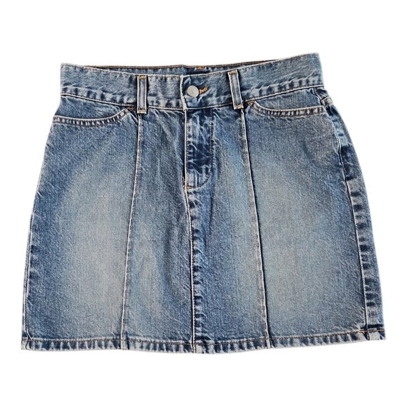 GAP Dresses & Skirts - GAP Blue Denim Mini Skirt Size 4
